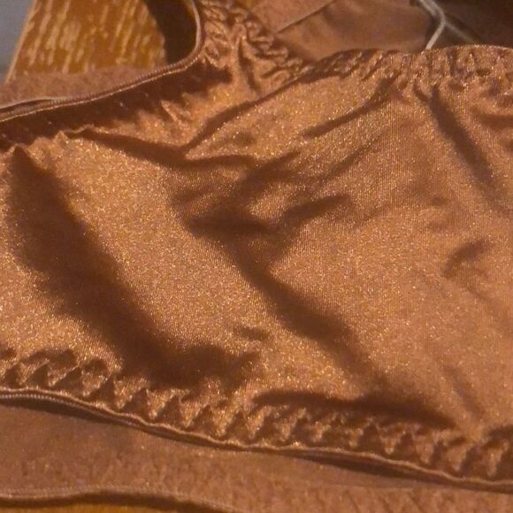 NwOT FITS EVERYBODY SCOOP BRALETTE - Picture 7 of 8